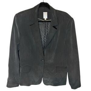 Due Per Due Women’s black silk single breasted one button blazer jacket. Size 16